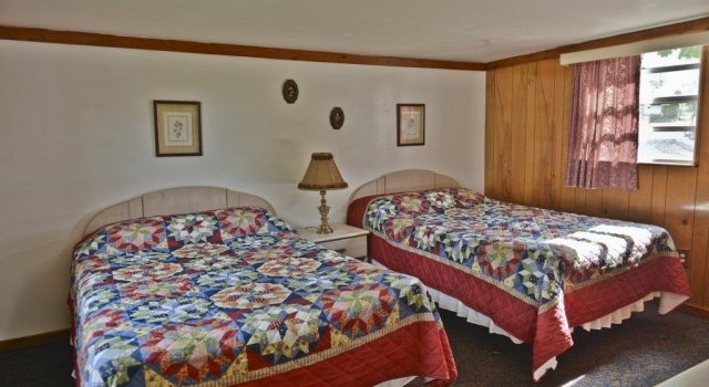 Lake Ida Beach Resort — Guest room
