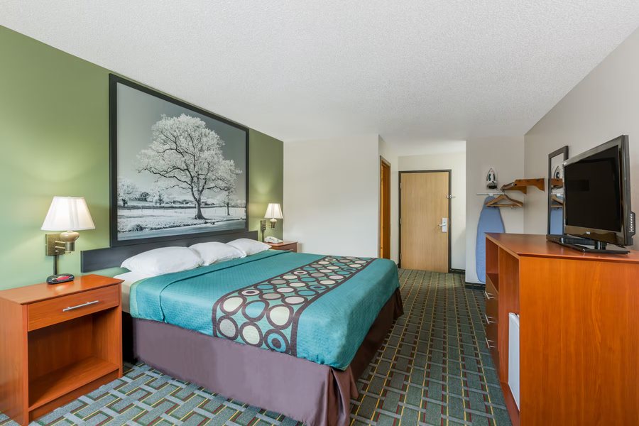 Lakeside Hotel Casino Osceola Iowa — Guest room