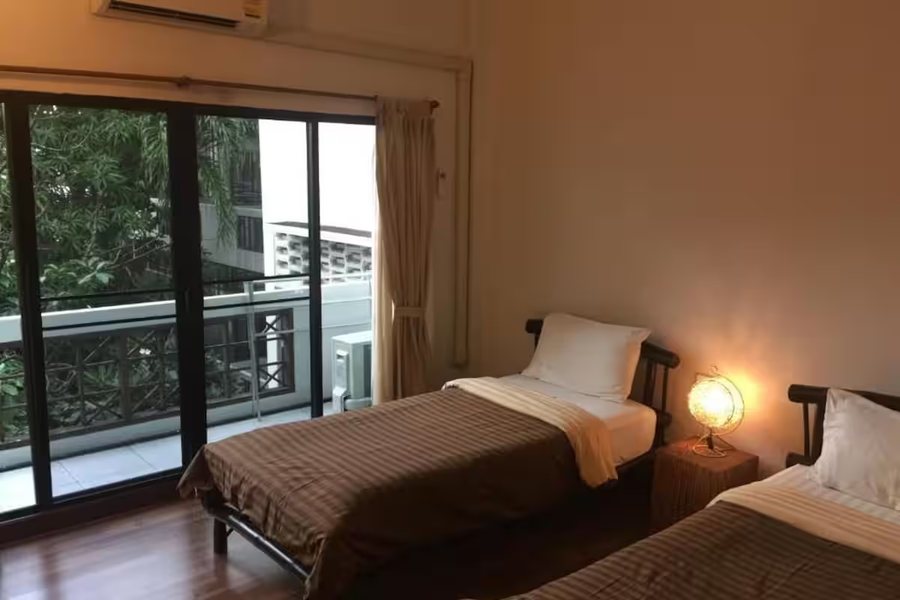 Lamphu House — Guest room