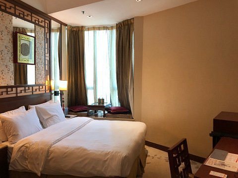Lan Kwai Fong Hotel Kau U Fong — Guest room