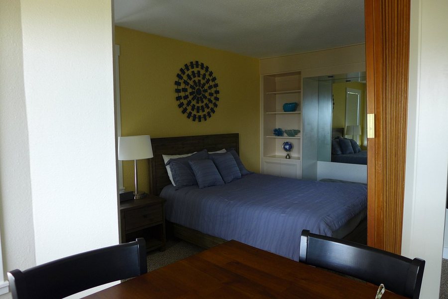 Landmark Orcas Island — Guest room