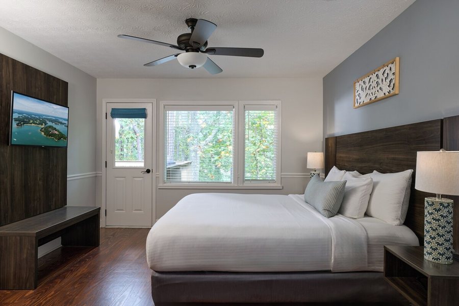 Lanier Islands Resort — Guest room