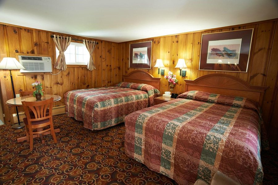 Lantern House Motel Great Barrington — Guest room