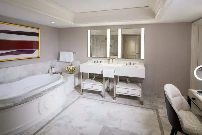 Las Vegas Motorcoach Resort Las Vegas Nevada — Bathroom