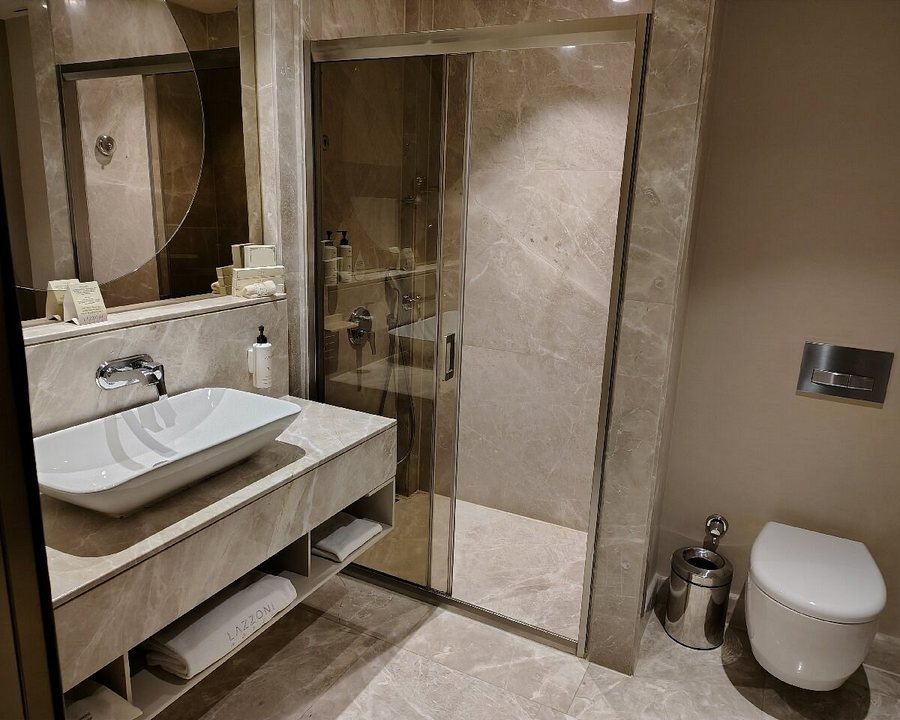 Lazzoni Hotel Istanbul — Bathroom