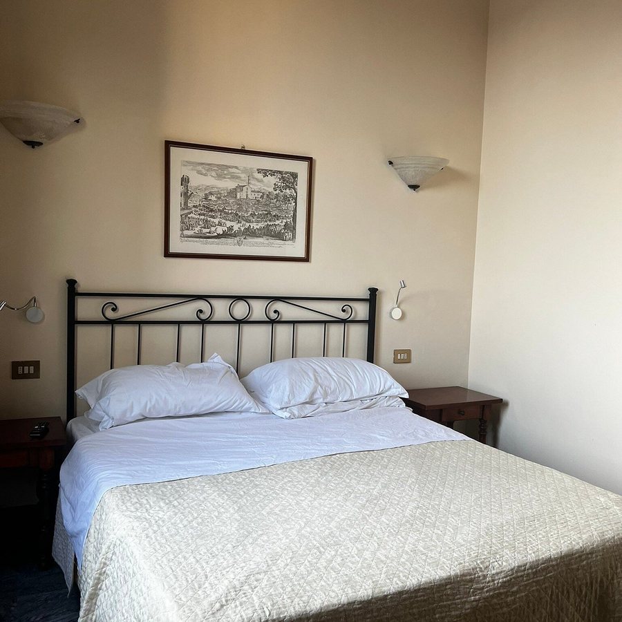 Le Due Fontane Hotel — Guest room
