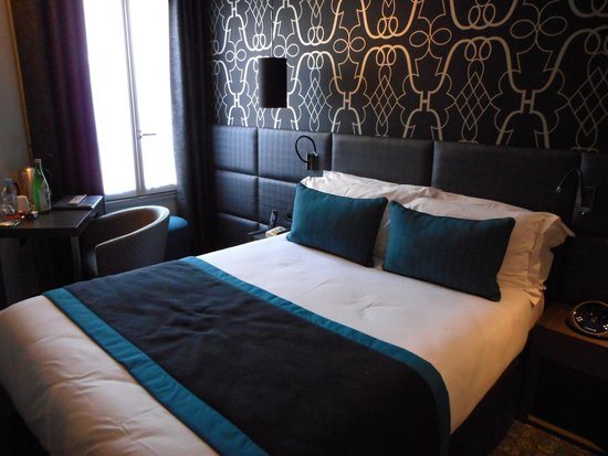 Le Grey Hotel — Guest room