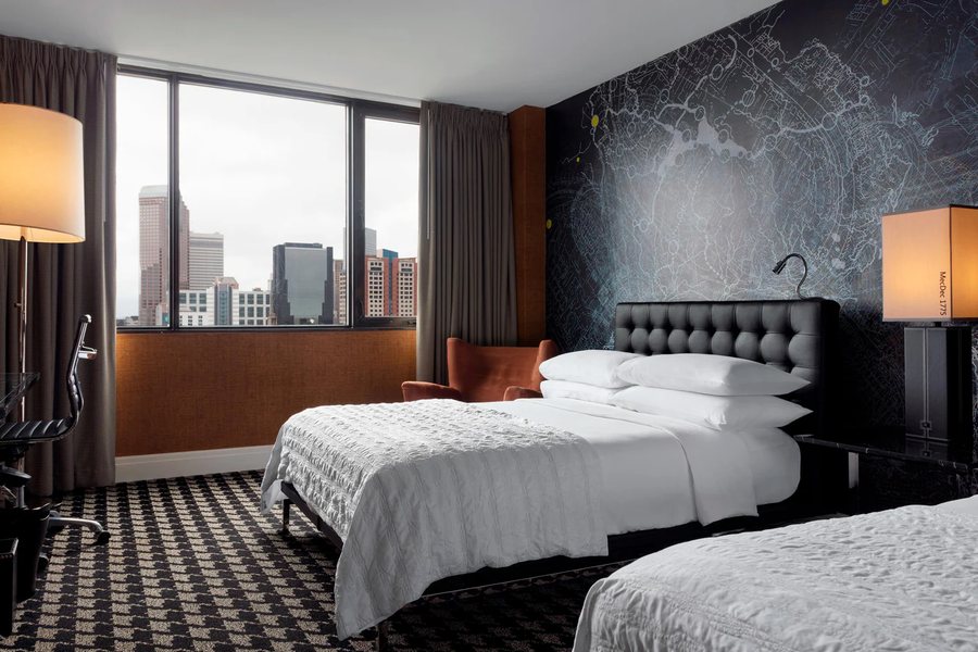 Le Meridien Charlotte — Guest room