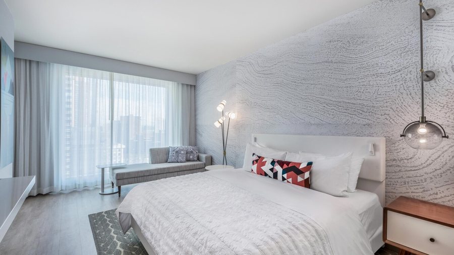 Le Meridien Denver Downtown — Guest room