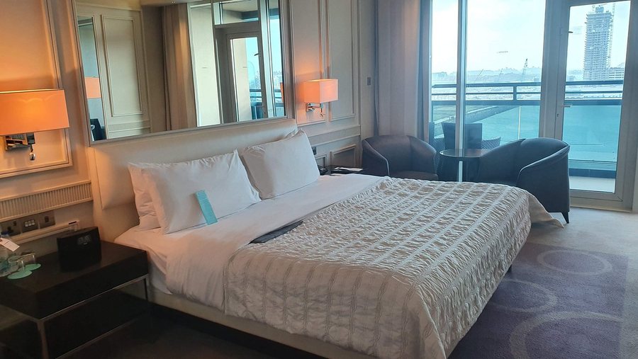 Le Meridien Mina Seyahi Beach Resort Waterpark Dubai Emirate of Dubai — Guest room