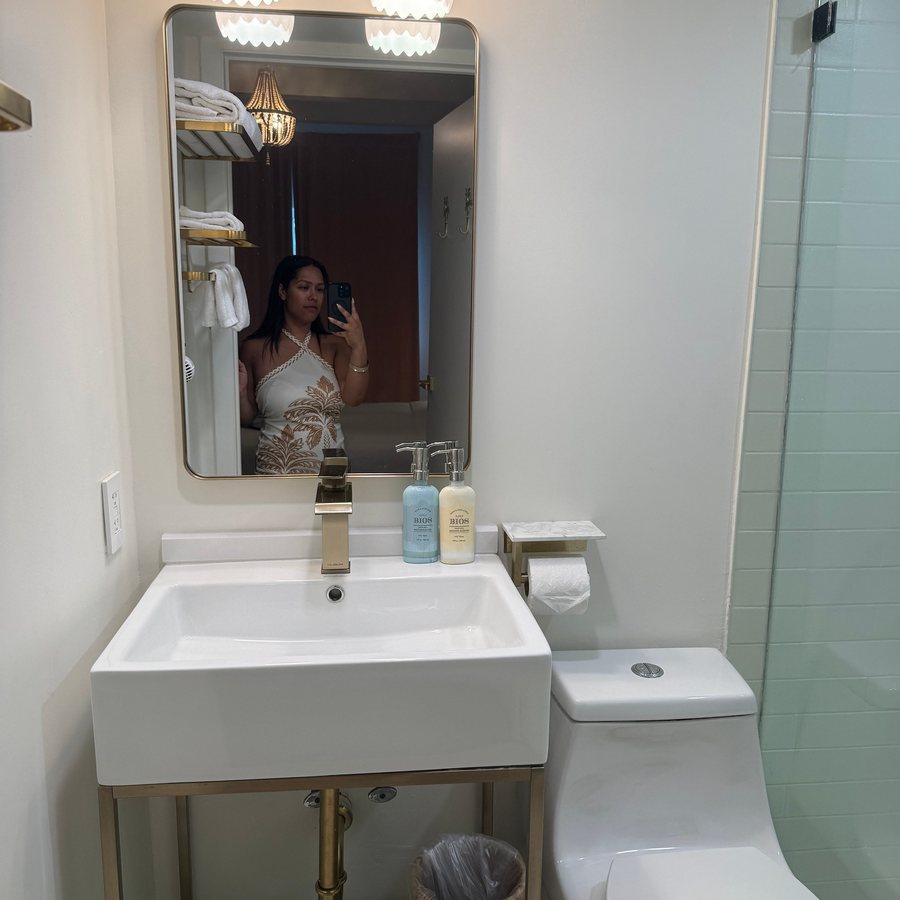 Le Particulier Miami Miami Beach Florida — Bathroom