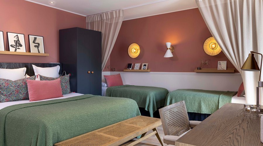 Le Petit Beaumarchais Hotel Spa — Guest room
