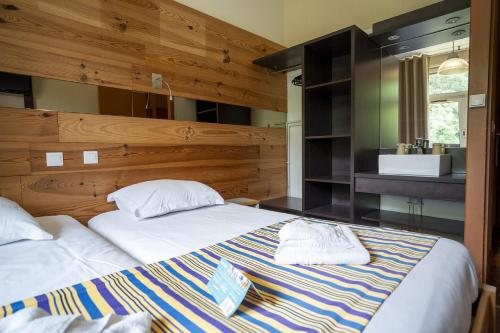 Le Pre du Lac — Guest room