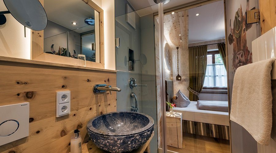 Le Schallern Chambres Table D hotes — Bathroom