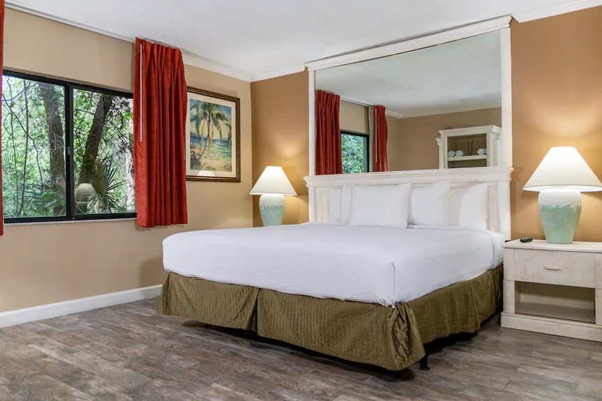 Legacy Dunes — Guest room