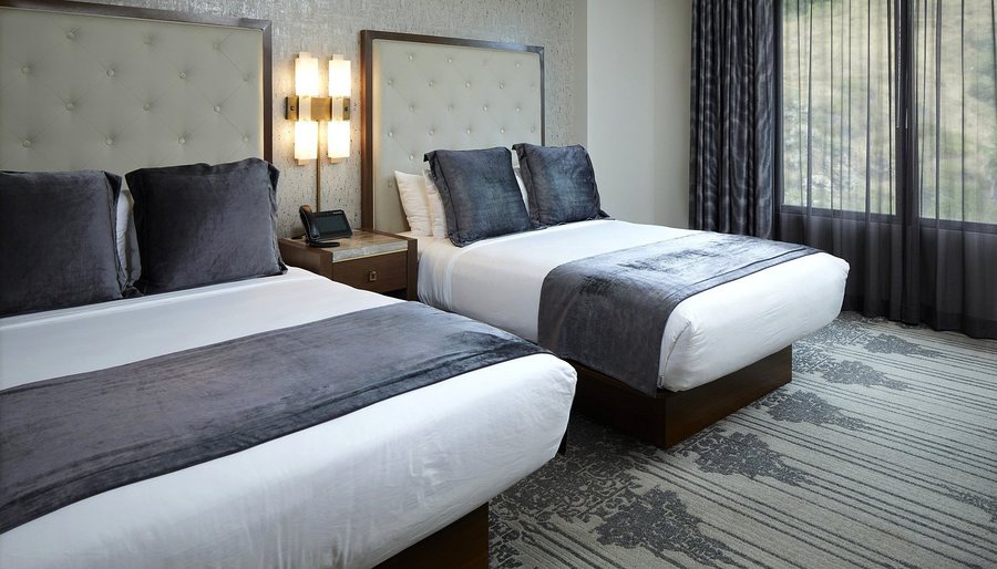 Legacy Resort Hotel Spa San Diego California — Guest room