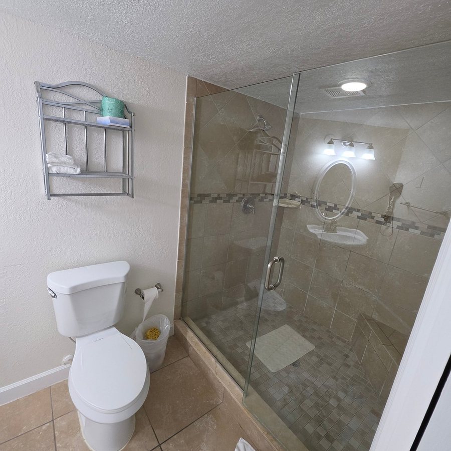 Legacy Vacation Resort Orlando Kissimmee — Bathroom