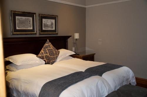 Lemoenkloof Boutique Hotel — Guest room