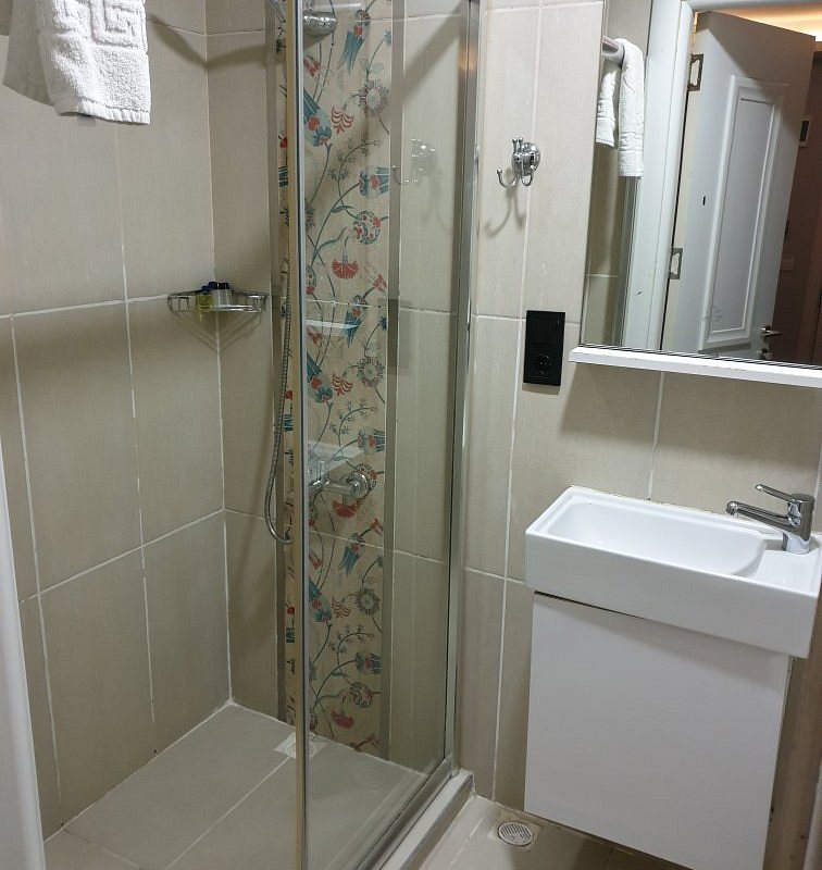 Lemon Residence Istanbul — Bathroom