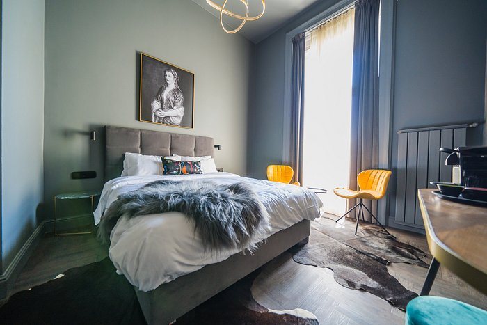 Leo Boutique Rooms — Guest room
