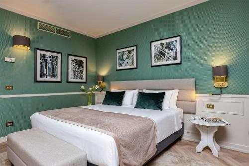 Leonardo Hotel Milan City Center — Guest room