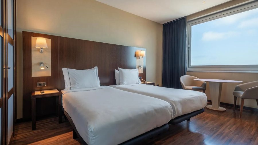 Leonardo Royal Hotel Barcelona Forum — Guest room