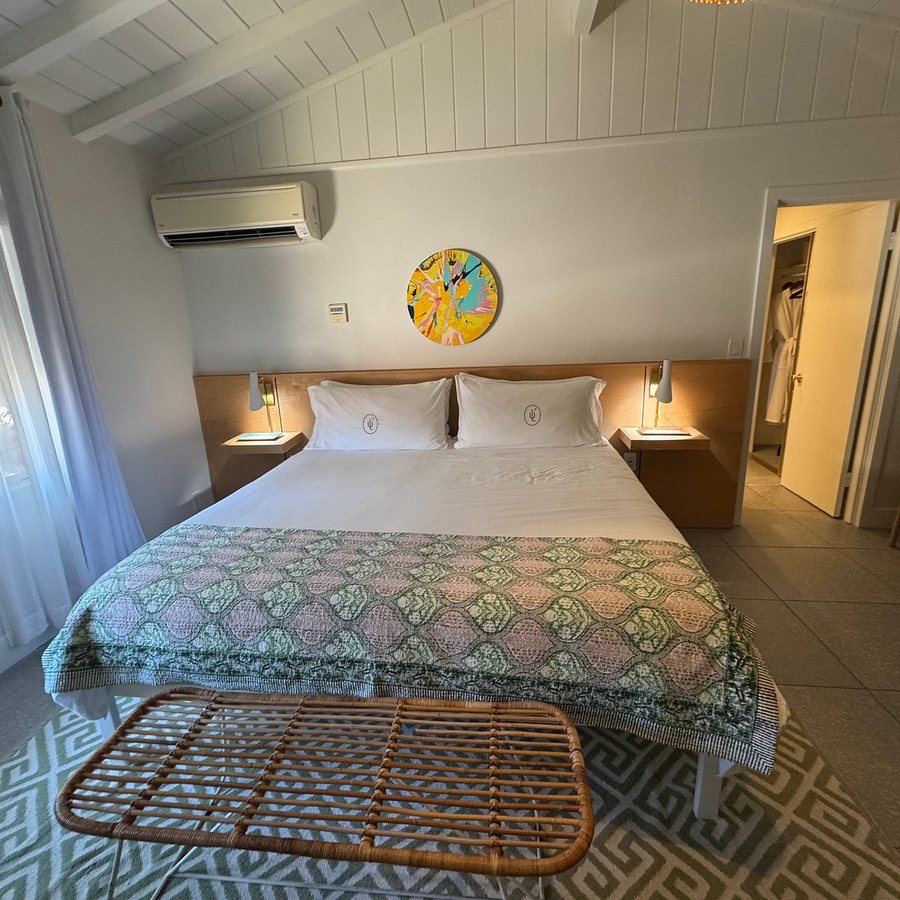 Les Cactus — Guest room