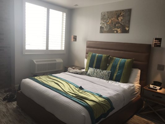 Lexen Hotel North Hollywood Universal Studios Los Angeles California — Guest room