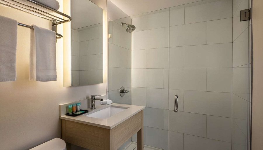 Lexington by Hotel RL Miami Beach Miami Beach Florida — Bathroom