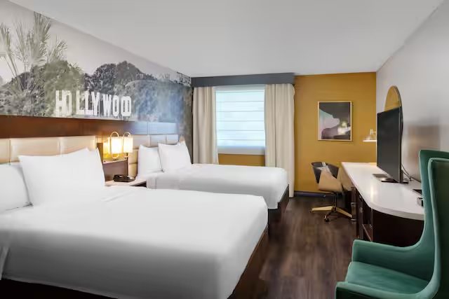 Libra Hotel Los Angeles California — Guest room