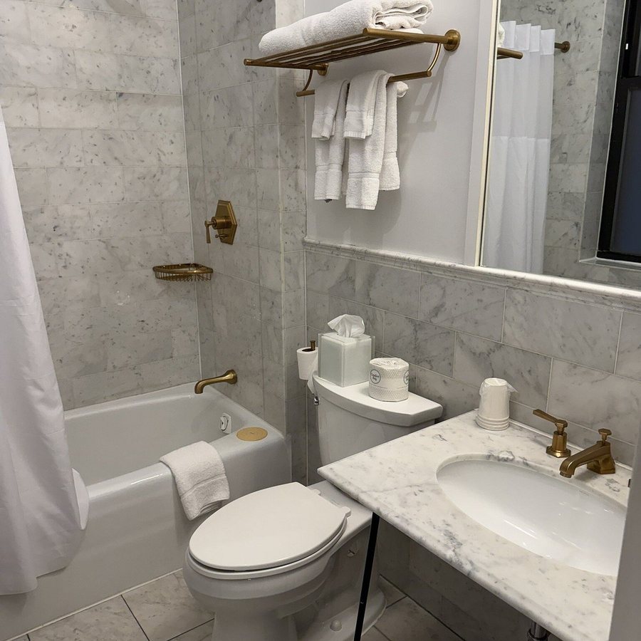 Life Hotel New York New York City New York — Bathroom