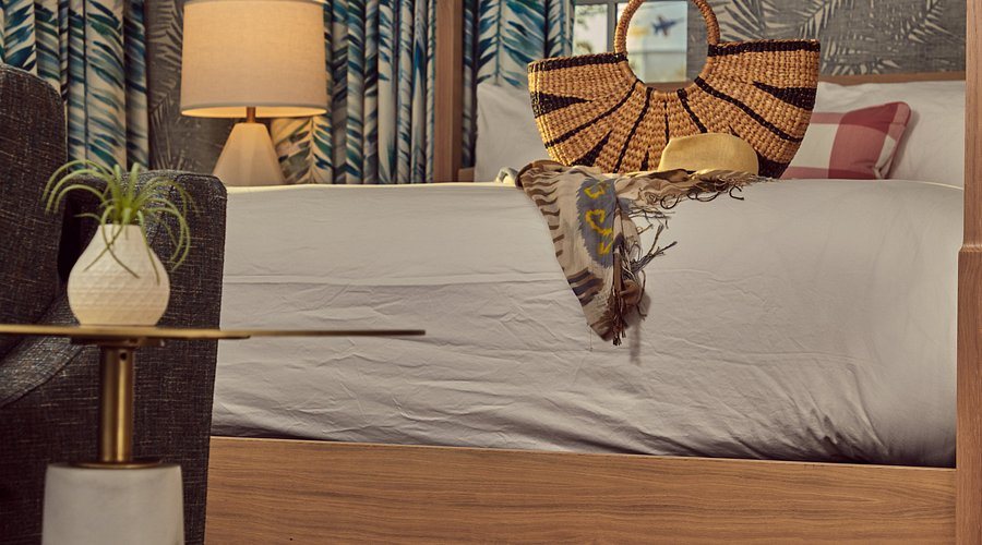 Lily Hall A Boutique Hotel — Guest room