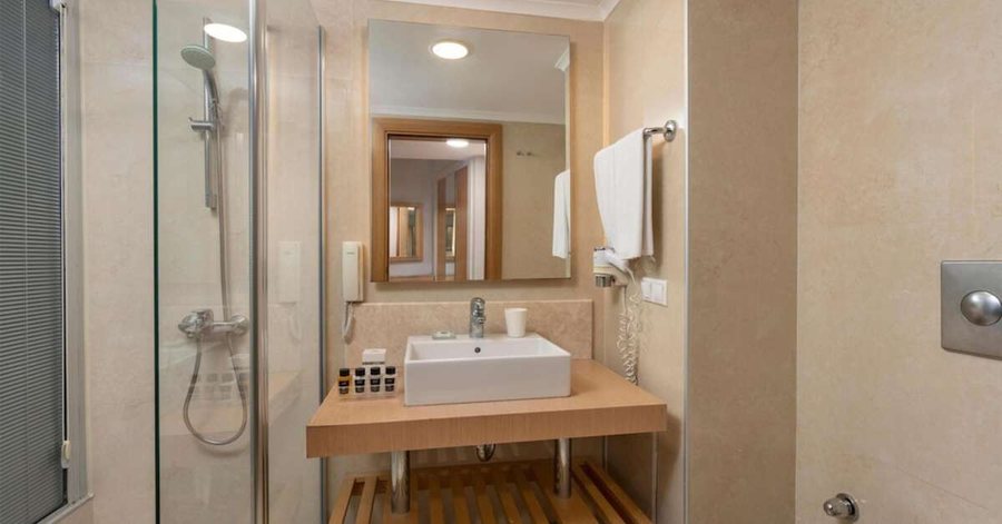 Limak Limra Hotel Resort — Bathroom