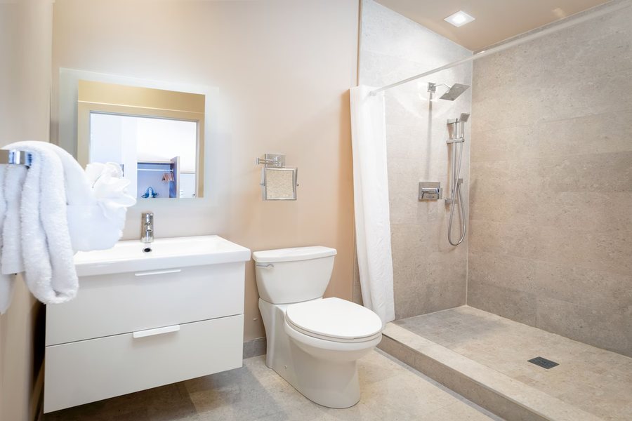 Limetree Beach Resort — Bathroom