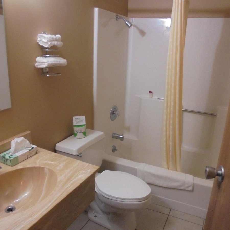 Limon KOA Journey — Bathroom