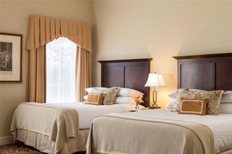 Linden Row Inn Richmond Virginia — Guest room