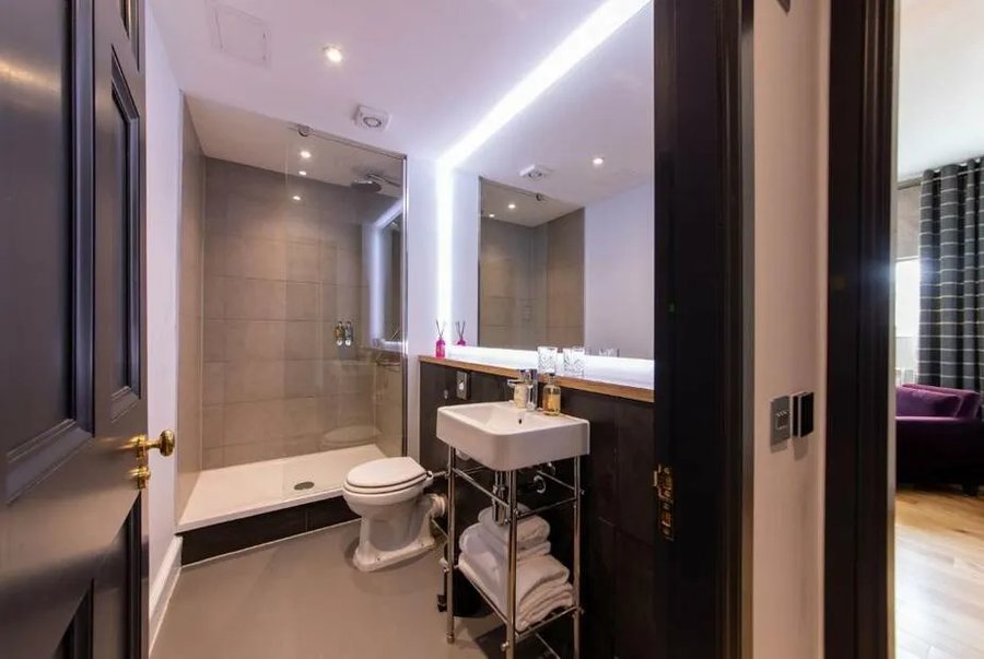 Linton Collection — Bathroom