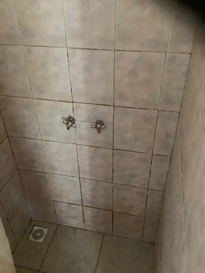 Lion Hill Lodge — Bathroom