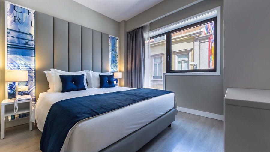 Lisbon Sao Bento Hotel — Guest room