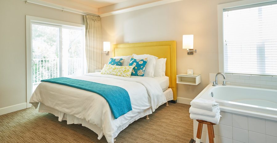 Lithia Springs Resort — Guest room