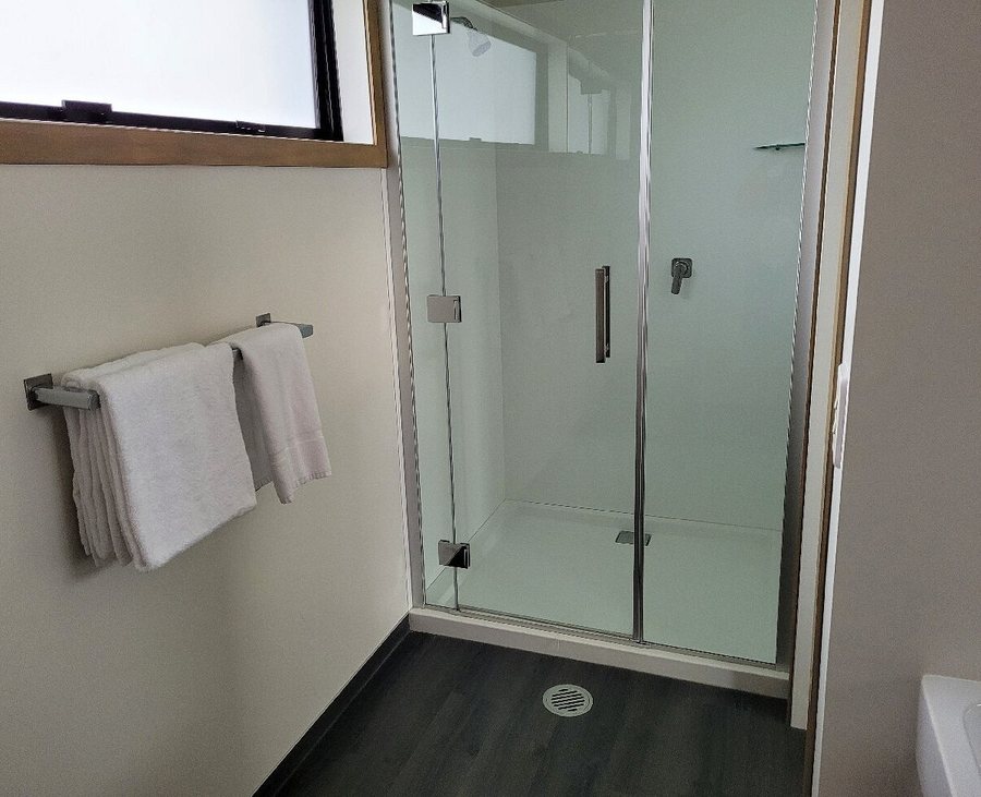 Littel Otaki — Bathroom