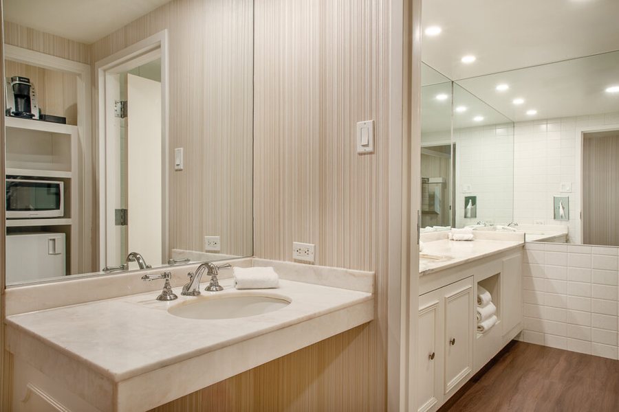 Little America Hotel Resort — Bathroom