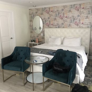 Little Paradise Hotel — Guest room