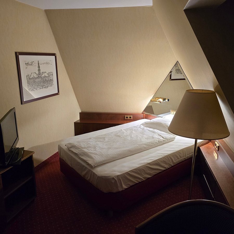Living Hotel Berlin Mitte — Guest room