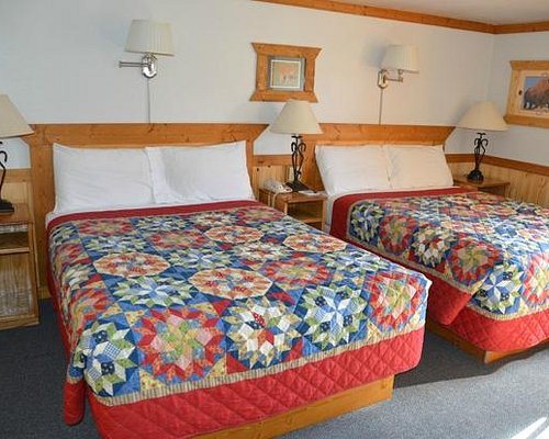 Livingston Inn Motel — Guest room