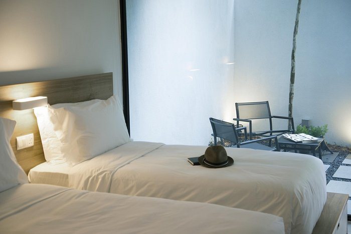 Lloyd s Inn Singapore — Guest room