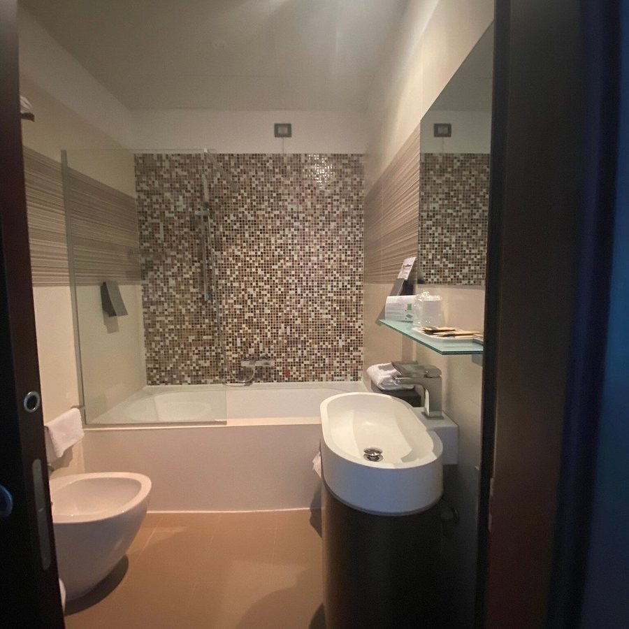 Locanda Il Mansio Vegan Suites — Bathroom