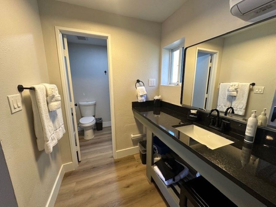 Lodge At Steamboat — Bathroom