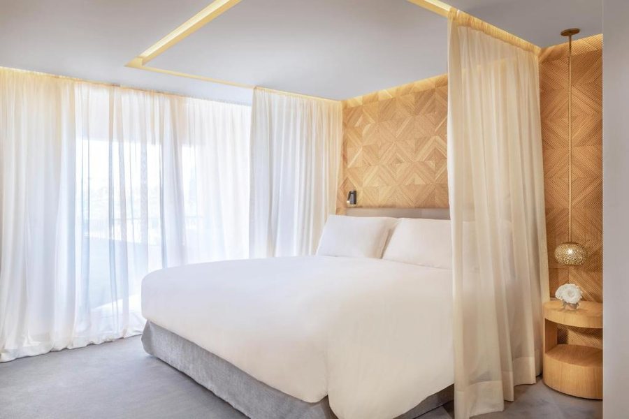 Lodge K Hotel Spa — Guest room