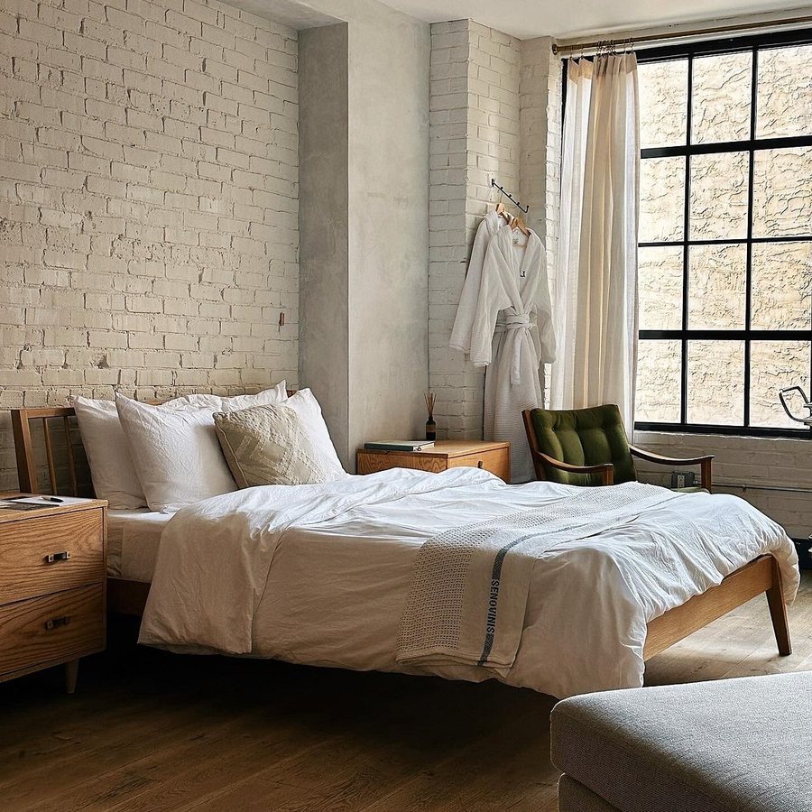 Lokal Hotel Old City — Guest room